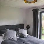 Holiday home Paerli Puhkemaja / Pearl Riverside House Pudisoo