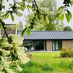 Paerli Puhkemaja / Pearl Riverside House Casa vacanze *