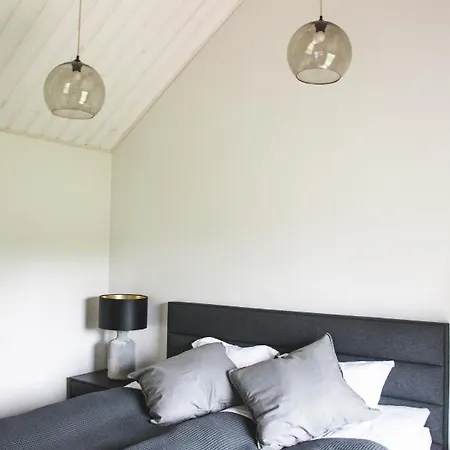 펜션 Paerli Puhkemaja / Pearl Riverside House *