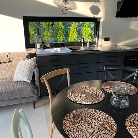 Paerli Puhkemaja / Pearl Riverside House * Pudisoo