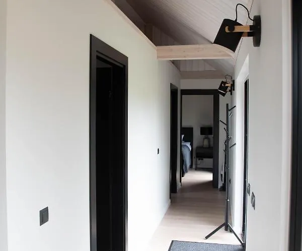 Paerli Puhkemaja / Pearl Riverside House Vikendica