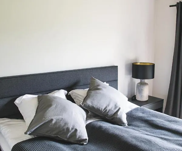 Paerli Puhkemaja / Pearl Riverside House Pudisoo