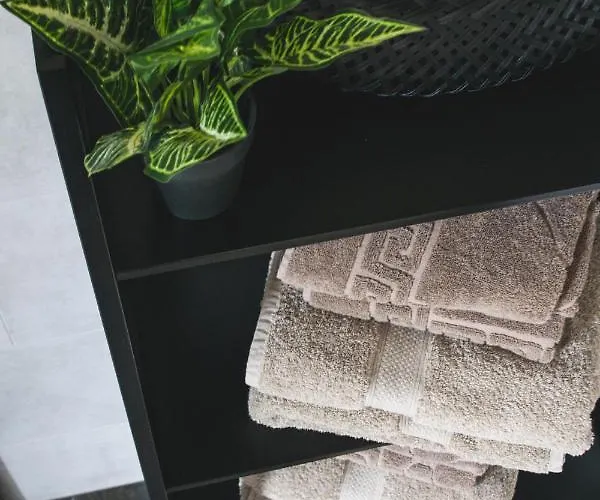 Vikendica Paerli Puhkemaja / Pearl Riverside House Pudisoo